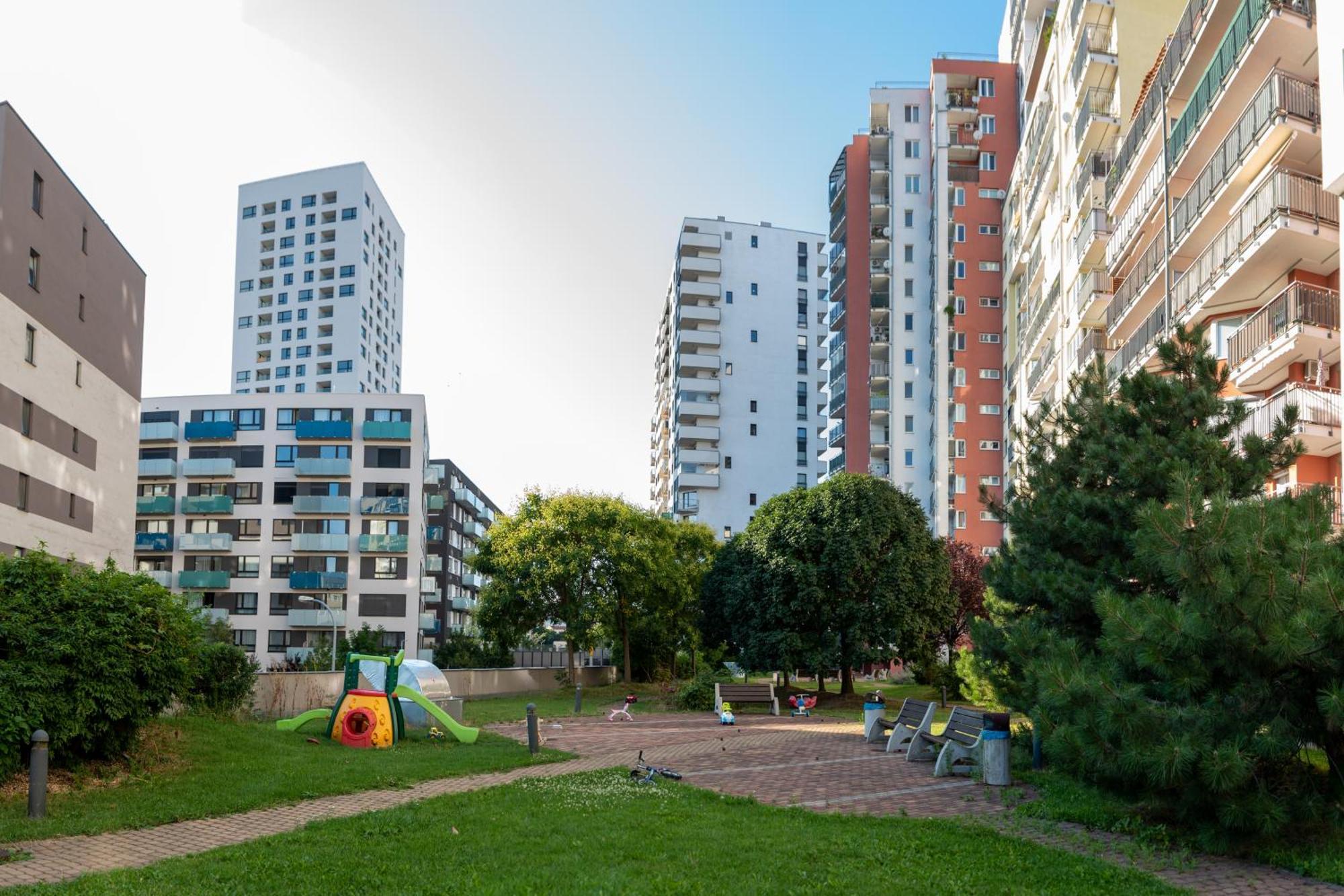 Grape Apartment Bratislava Luaran gambar