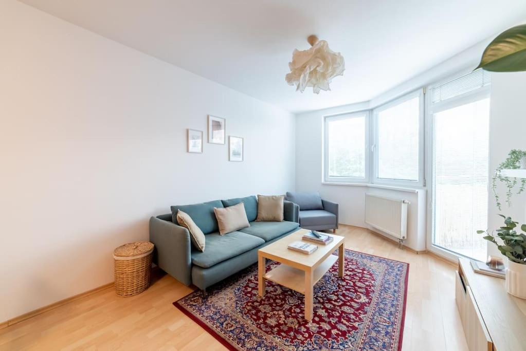 Grape Apartment Bratislava Luaran gambar